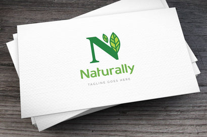 Naturally Logo